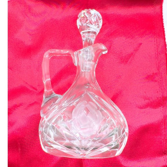 Antique Crystal Oil & Vinegar Bottle With Rose Pattern Engravings - Picture 11 of 13